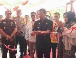 Bupati Murung Raya Meresmikan Kampus Akademi Kebidanan