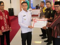 Pj. Bupati Mura Serahkan DIPA 2024