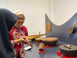 Museum Balanga Suguhkan Alat Musik Khas Kalteng pada Pameran Alat Musik Tradisional Nusantara Tenggarong