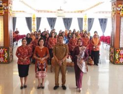 Pelatihan Public Speaking dan Grooming bagi Anggota DWP Kabupaten Murung Raya