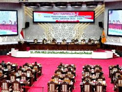 Rapat Paripurna DPRD Resmikan Pasangan Gubernur Baru Kalimantan Tengah