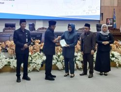 Pemerintah Menyampaikan Jawaban atas Pandangan Umum Fraksi DPRD Barito Utara