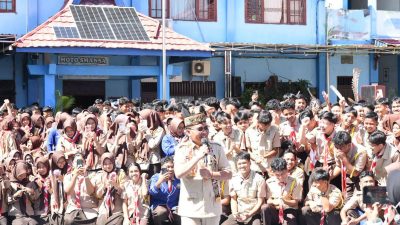 Gubernur Kalteng Tinjau SMA Negeri 1 Sampit, Tegaskan Pendidikan sebagai Fondasi Kemajuan Daerah