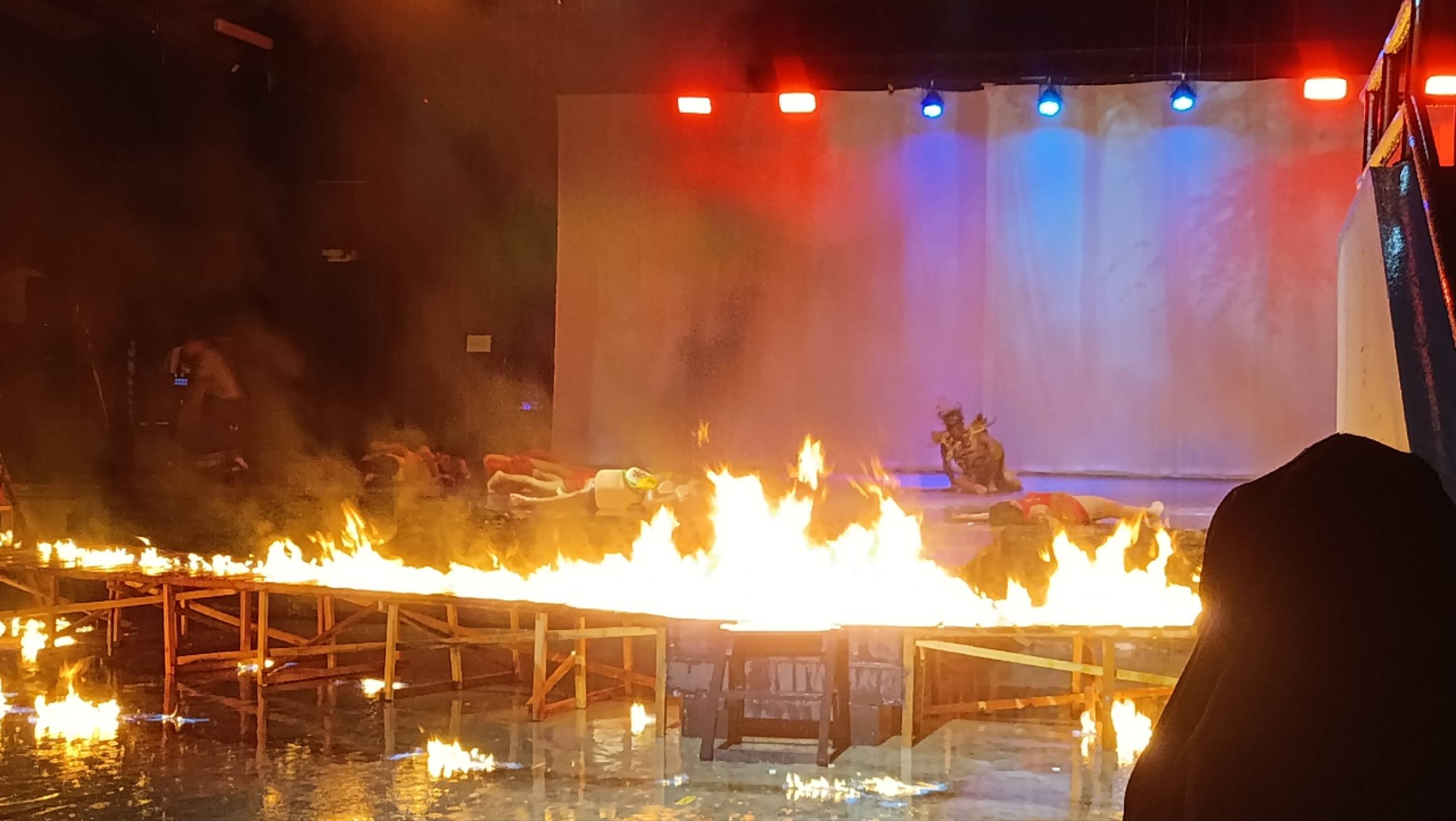 Foto: Pementasan Dayak Opera Nyai Nyalong Apoi 2: Penumpasan Raja Asang Bukut.