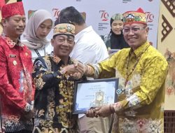 Komitmen Jalankan Program, Pemkab Mura Terima Penghargaan Program Bangga Kencana Dari BKKBN
