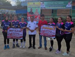Dukung Olahraga, Bupati Heriyus Hadiri Pertandingan Voli Putri di Laung Tuhup