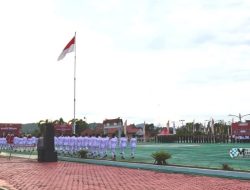 Upacara Penurunan Bendera Tutup Rangkaian Peringatan HUT Ke-80 RI di Murung Raya