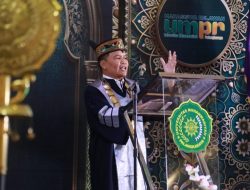 Gubernur Kalteng H. Agustiar Sabran Hadiri Wisuda dan Pengukuhan Guru Besar UMPR