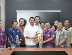 Wabup Barito Utara Terima Silaturahmi Perangkat Desa