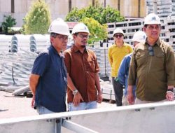 Jamin Kualitas Proyek Infrastruktur Tiga Jembatan, Bupati Tinjau Langsung Pabrik Baja di Bekasi