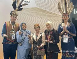 Koleksi Huma Betang dari Kalteng Bawa Filosofi Budaya ke Panggung Nasional