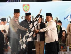 Gubernur Kalteng Lepas Peserta Pawai Takbiran Idulfitri 1447 di Bundaran Besar