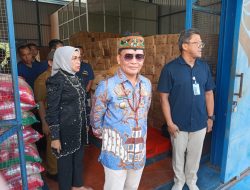 Cek Gudang Bulog, Gubernur Kalteng Pastikan Stok Beras Tetap Aman