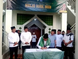 Resmikan Masjid Nurul Iman di Desa Lemo I, Ini Harapan Bupati Barito Utara