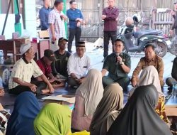 Junaidi Kunjungi Korban Kebakaran di Gang Sari 45 Palangka Raya